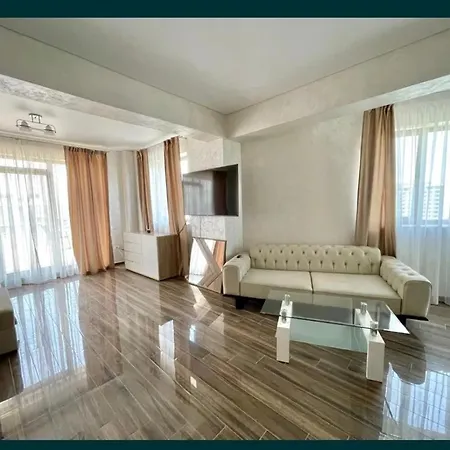 De Inchiriat Premium Twin , * Mamaia